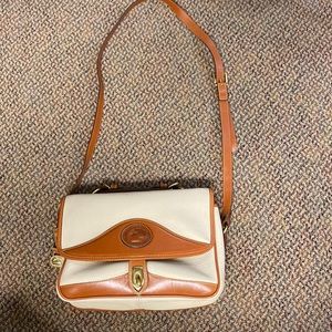 Dooney & Bourke